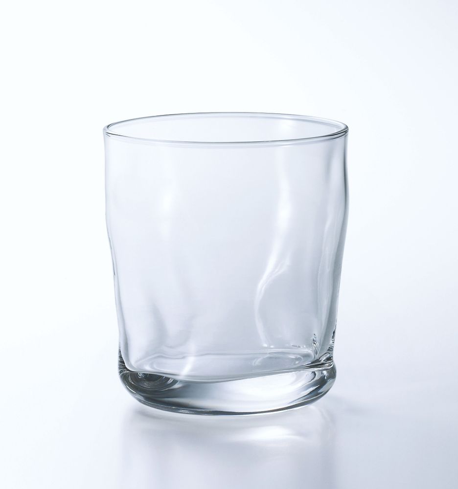 Glass - Wavy water tumbler - ISHIZUKA GLASS CO., LTD.