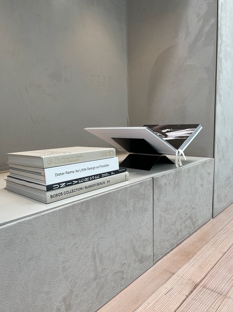 Decorative objects - The 'Atlas' Bookstand - BÆBSY.