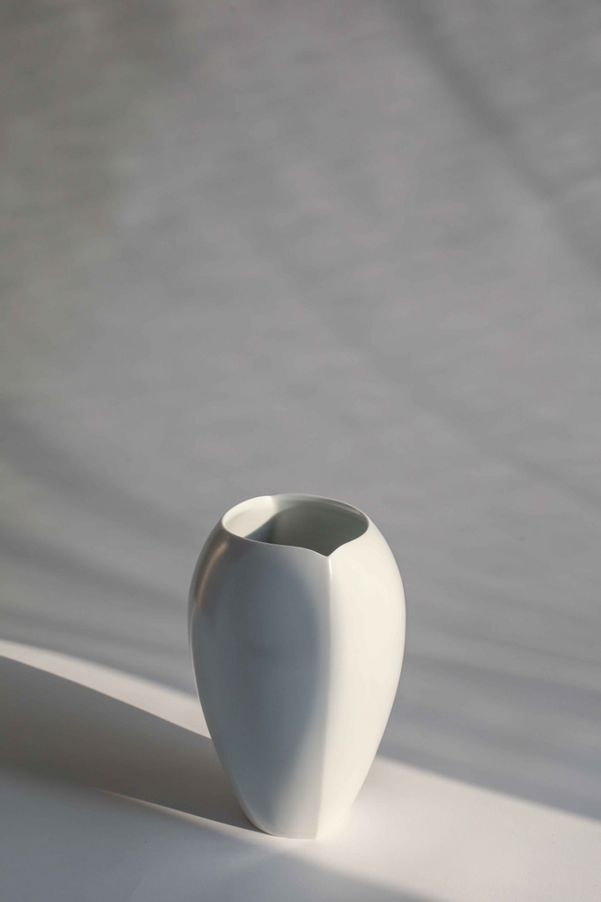 Vases - Blossom Vase - SOLUNA ART GROUP