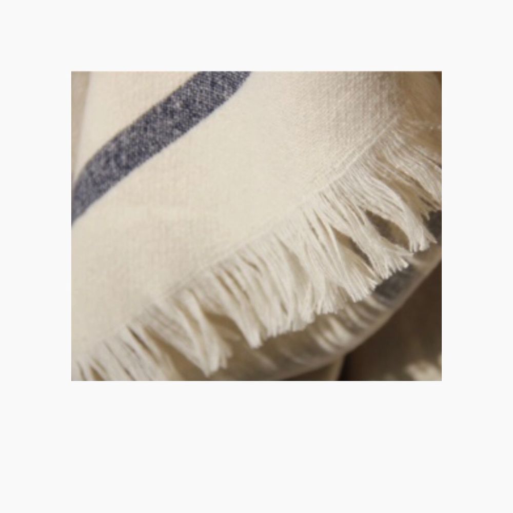 Homewear - PONCHO LORIGA - SCHOOLOFLIFEPROJECTS