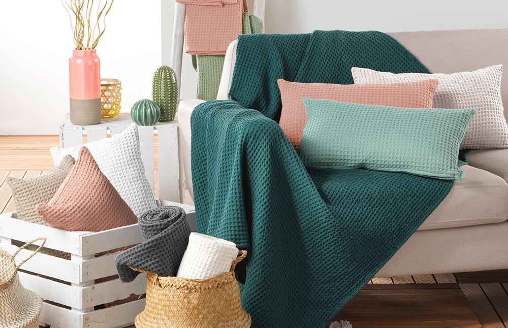Plaids - PLAIDS ET COUSSINS - U10 - DOUCEUR D'INTÉRIEUR