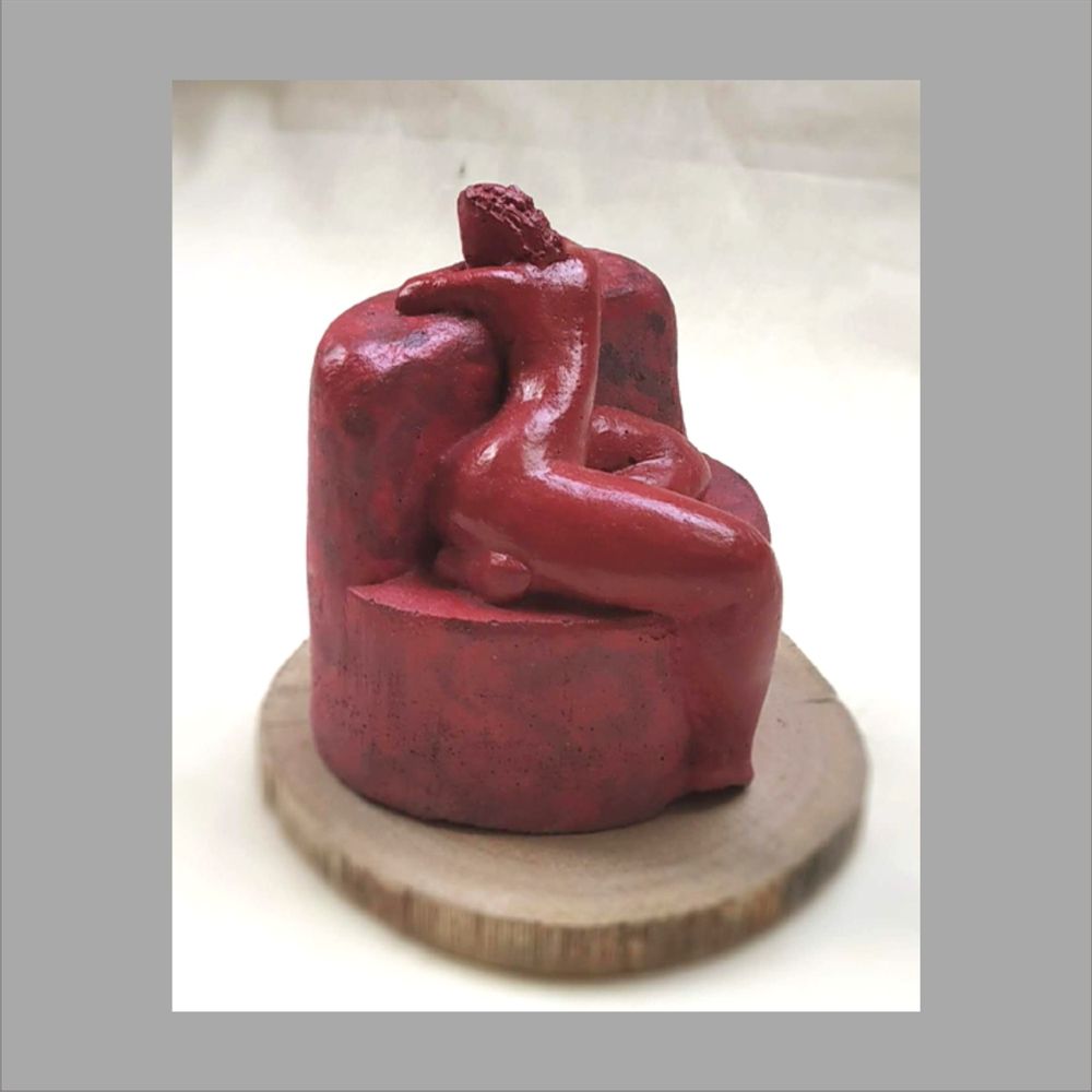 Sculptures, statuettes and miniatures - SCULPTURE OF A LADY OF SOLITUDE - ARANYA EARTHCRAFT