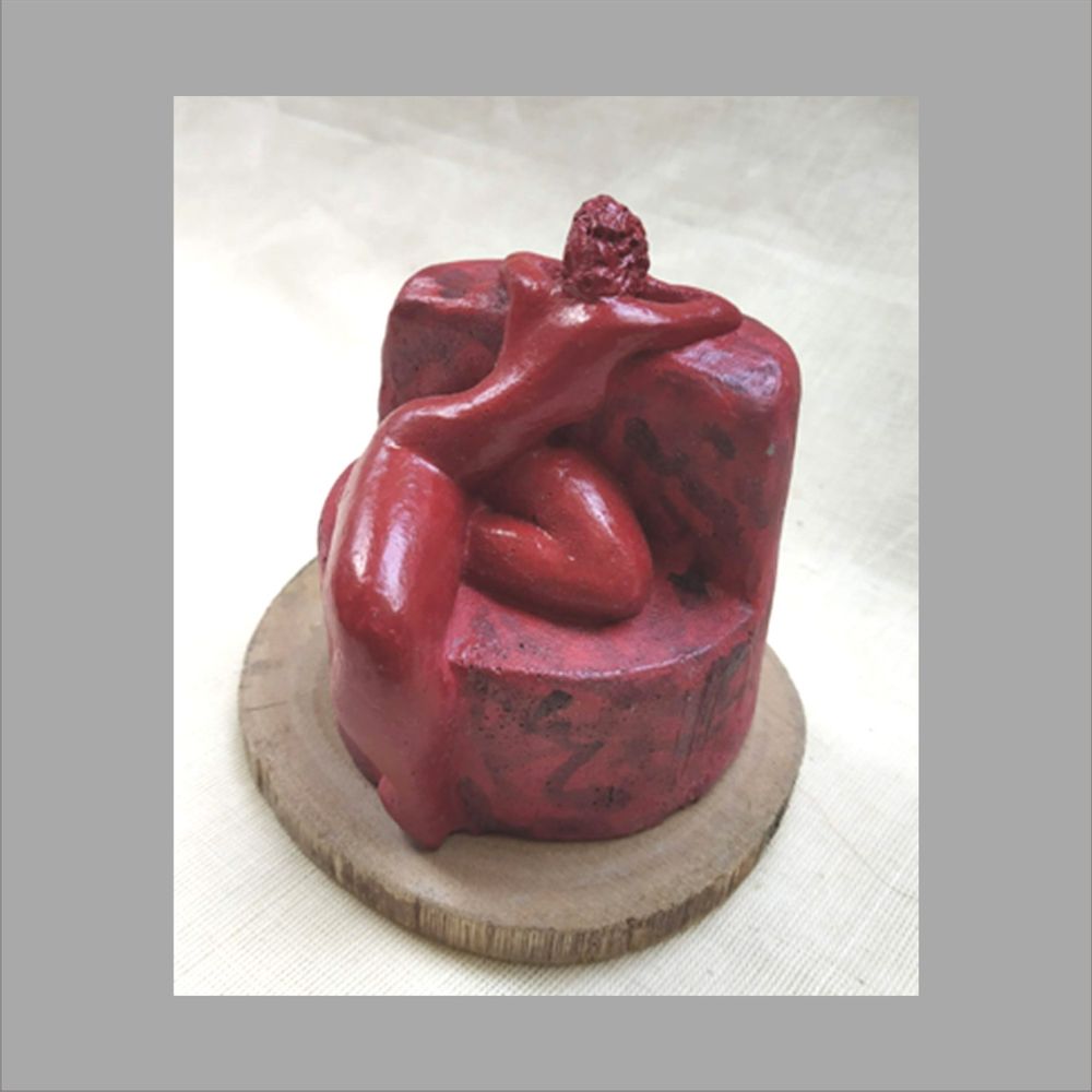 Sculptures, statuettes and miniatures - SCULPTURE OF A LADY OF SOLITUDE - ARANYA EARTHCRAFT
