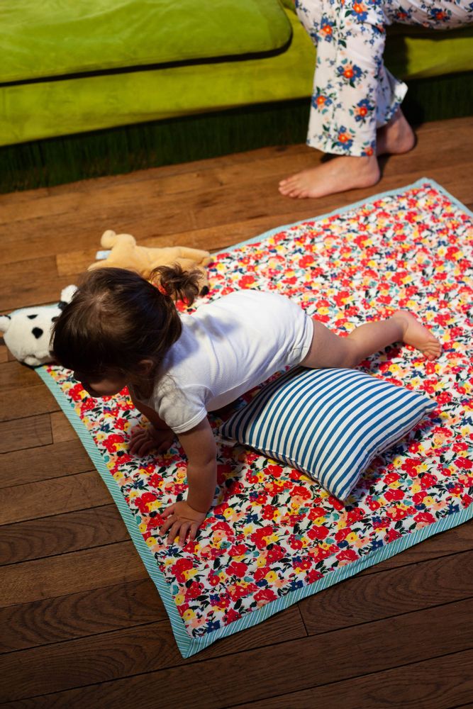 Throw blankets - Playmat - LUCAS DU TERTRE