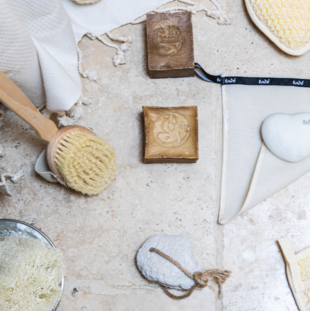 Accessoires à poser - Brosses - TADÉ PAYS DU LEVANT