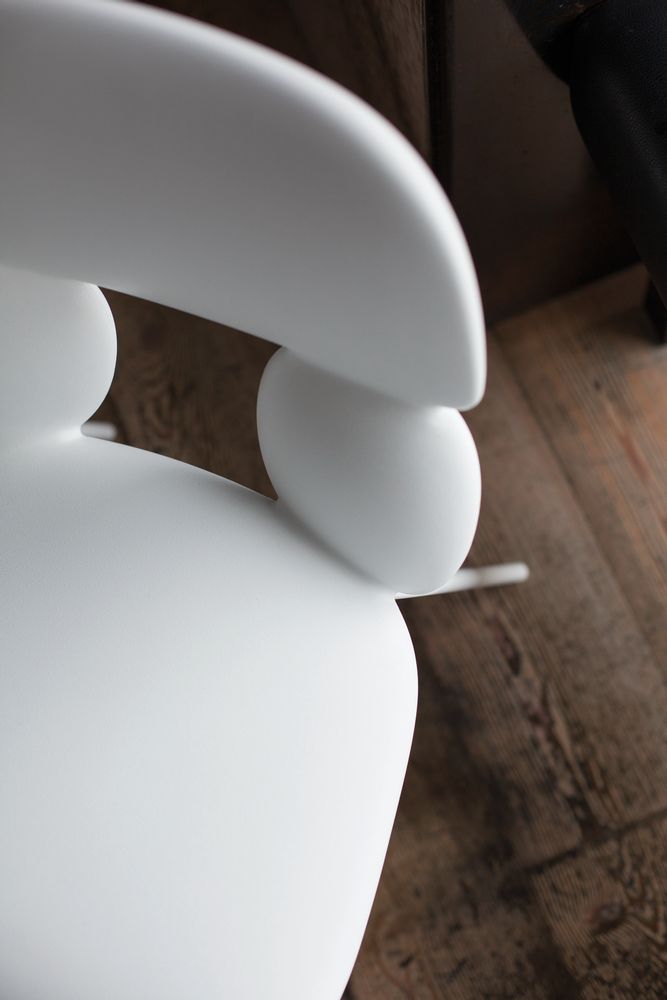 Chairs for hospitalities & contracts - Chair Nube S - CHAIRS & MORE