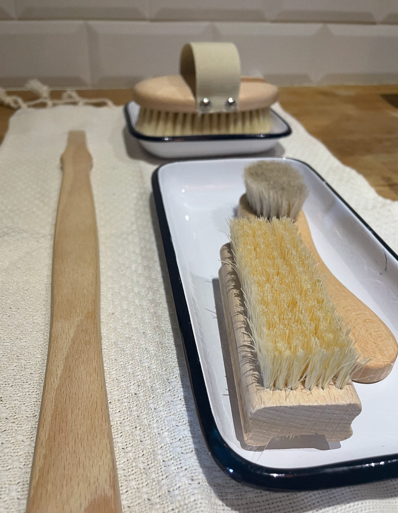 Accessoires à poser - Brosses - TADÉ PAYS DU LEVANT