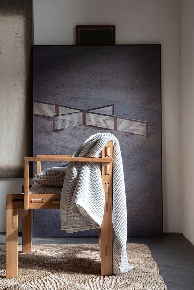 Linens - Biafo throws, decorative cushions and bedspread - AIGREDOUX