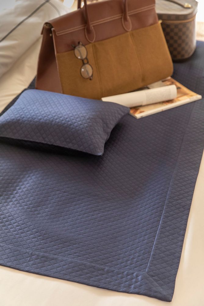 Fabric cushions - Decorative accessories. - AIGREDOUX
