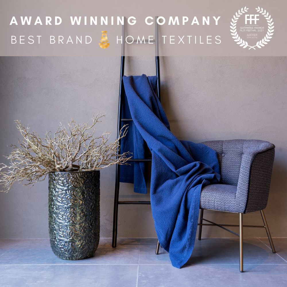 Linge de lit - Jet De Lit - Couette 100 % Coton bleu marine pour la literie - VIDDA ROYALLE