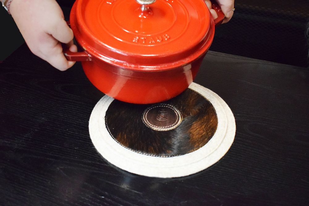 Table mat - Round table mats - L'ATELIER DES TANNERIES