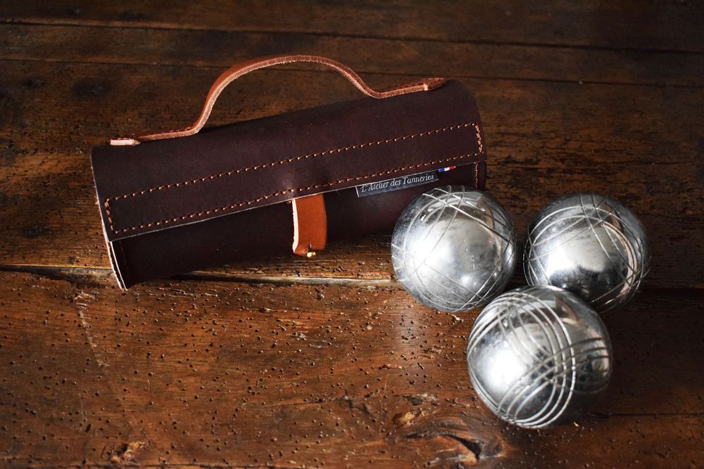 Barbecues - Sacoche boules de pétanque - L'ATELIER DES TANNERIES