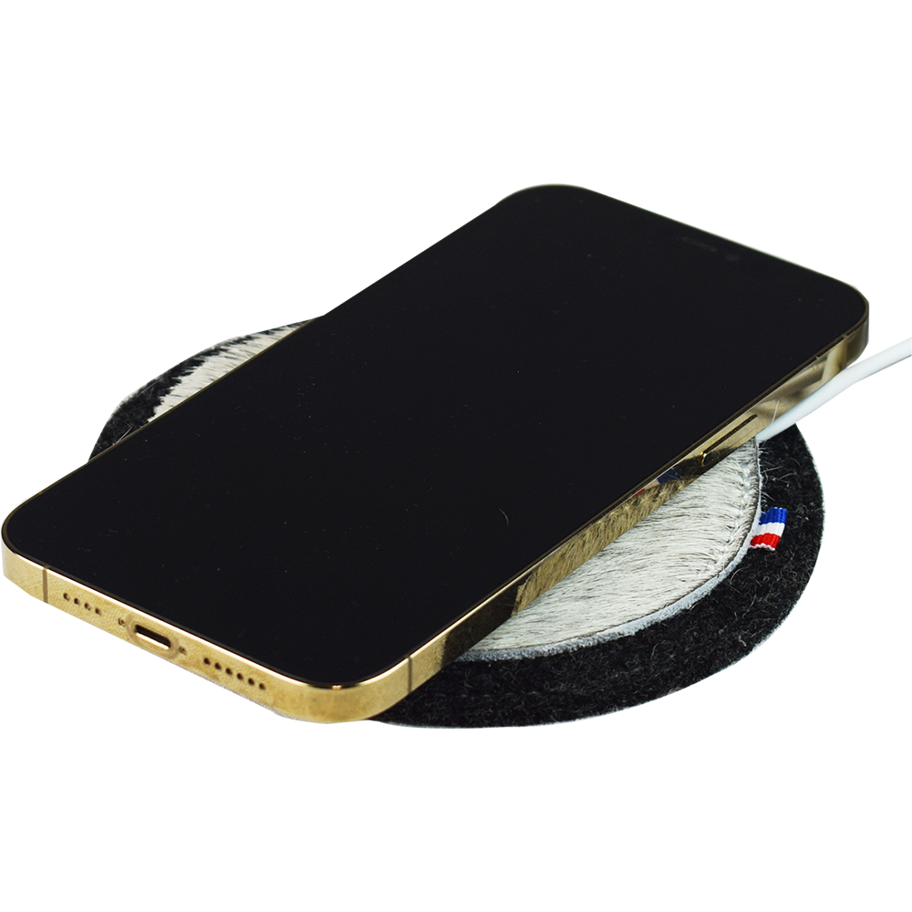 Other smart objects - Wool and Cow Felt or Leather Induction Phone Charger - L'ATELIER DES TANNERIES