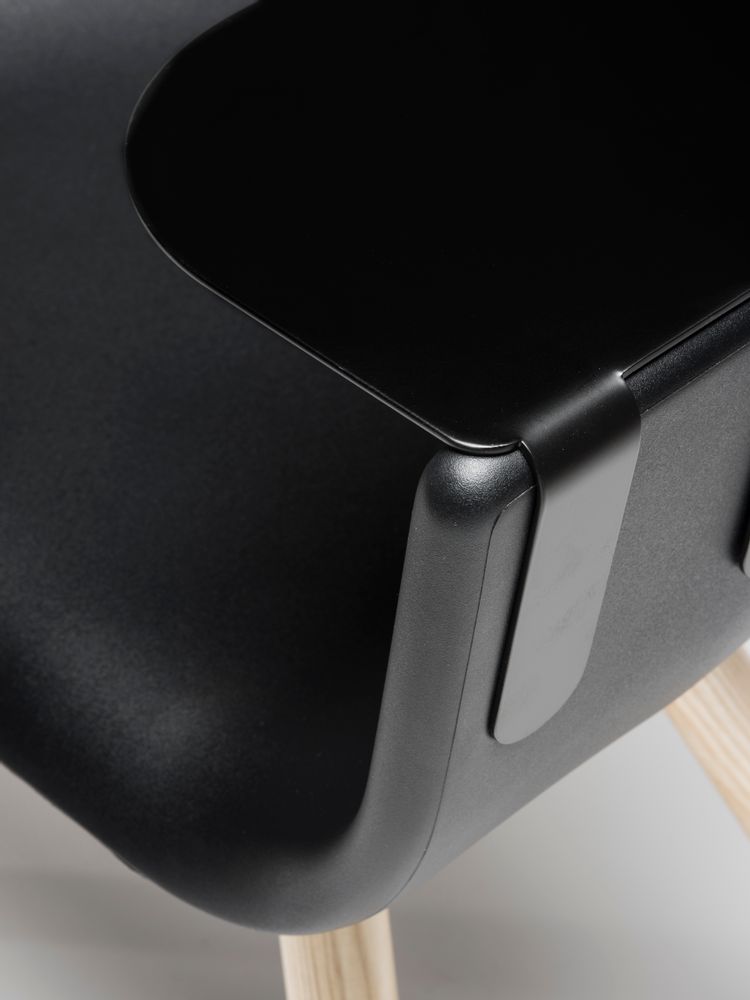 Chairs for hospitalities & contracts - Armchair Tulip L - CHAIRS & MORE