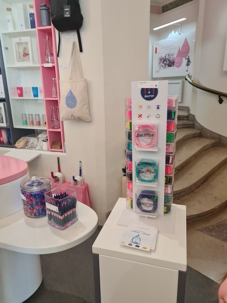 Prêt-à-porter - PACKAGING ET PLV - SKIMP