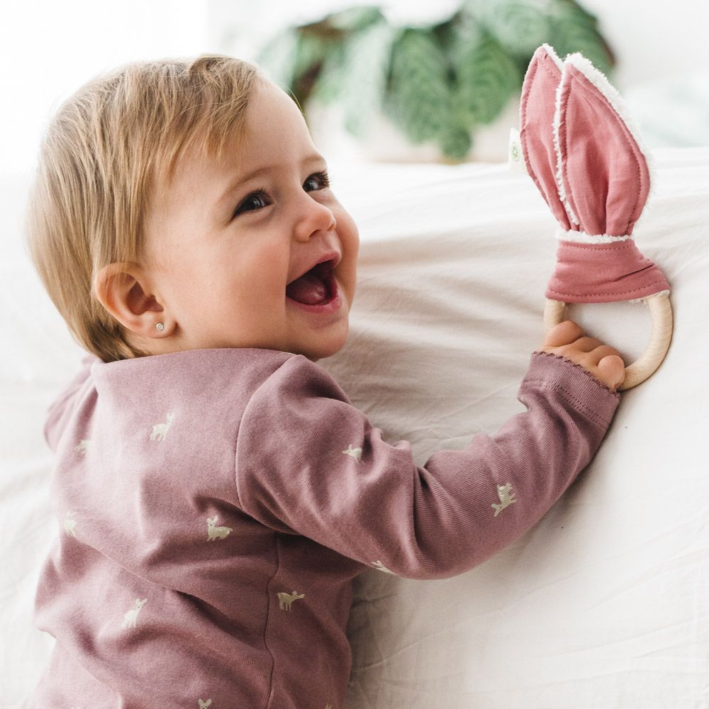 Gifts - Bunny organic teething ring - APUNT BARCELONA
