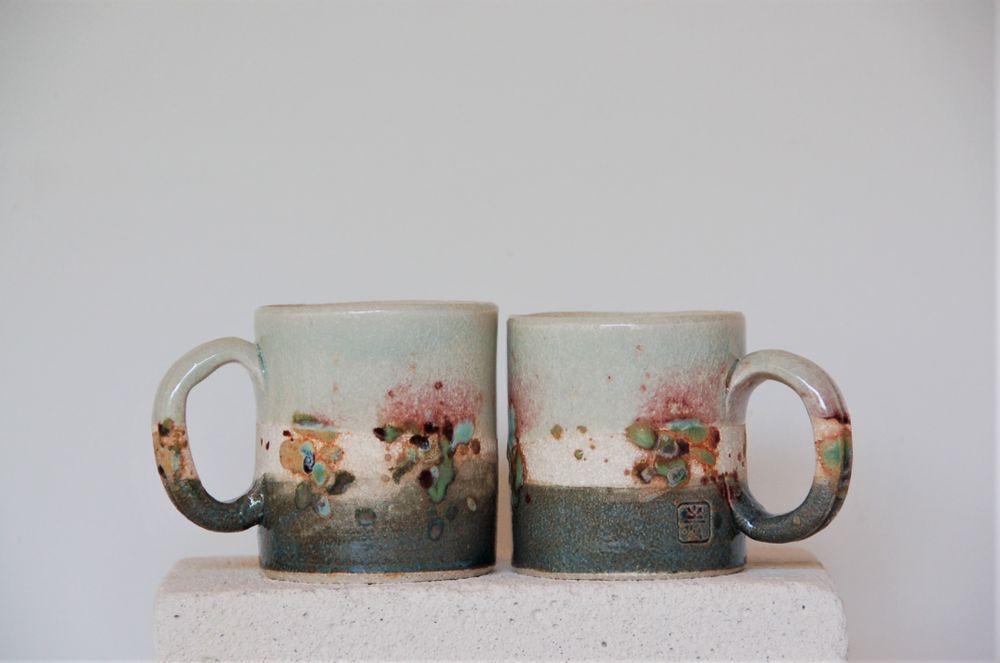Tasses et mugs - Mug en porcelaine chamotté - BLEU TERRE