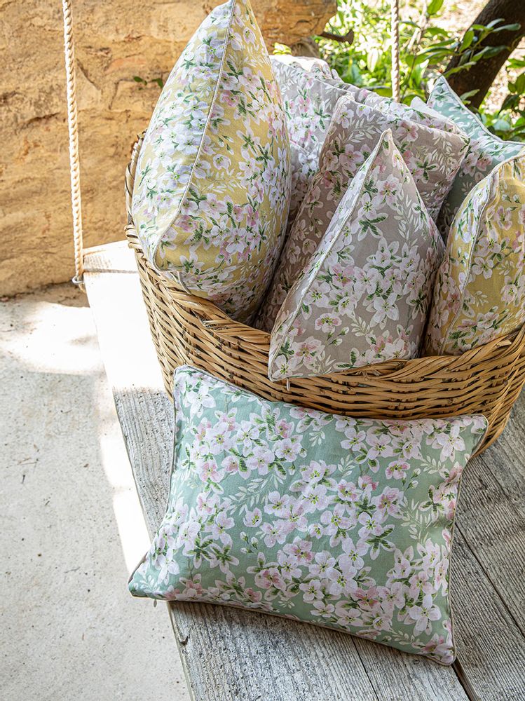 Throw blankets - Bloom Or - Quilt and cushion case - ALEXANDRE TURPAULT