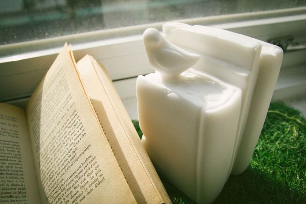 Design objects - The Weight of Knowledge Sculpture - CHU, AN DESIGN