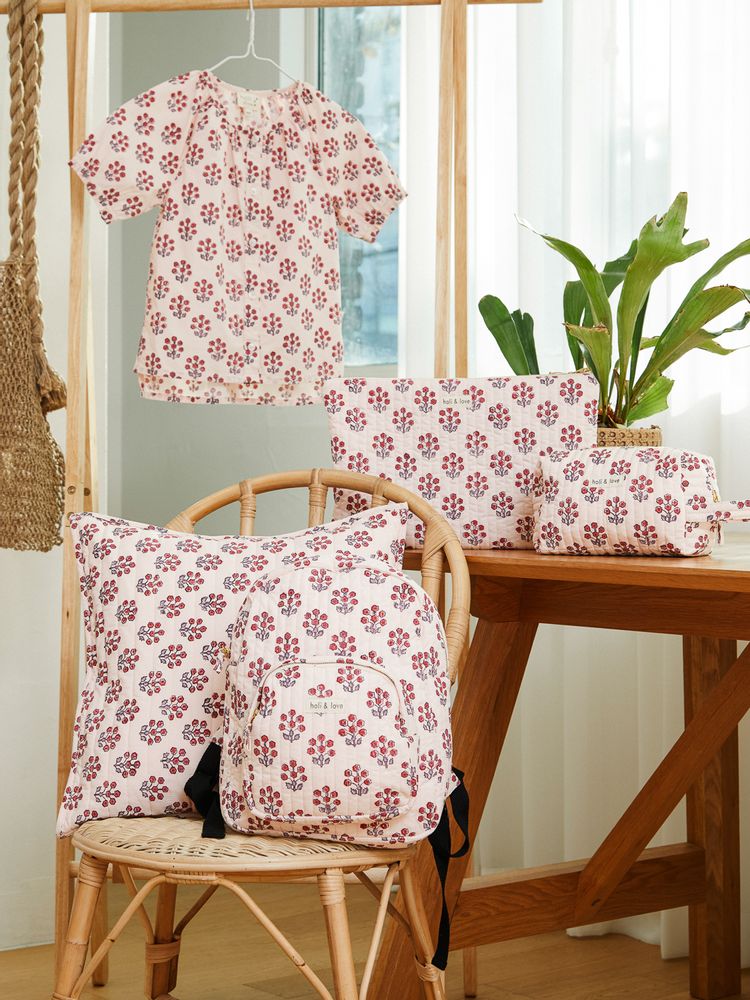 Accessoires de voyage - Grande trousse de toilette en coton bio - Pink flower - HOLI AND LOVE