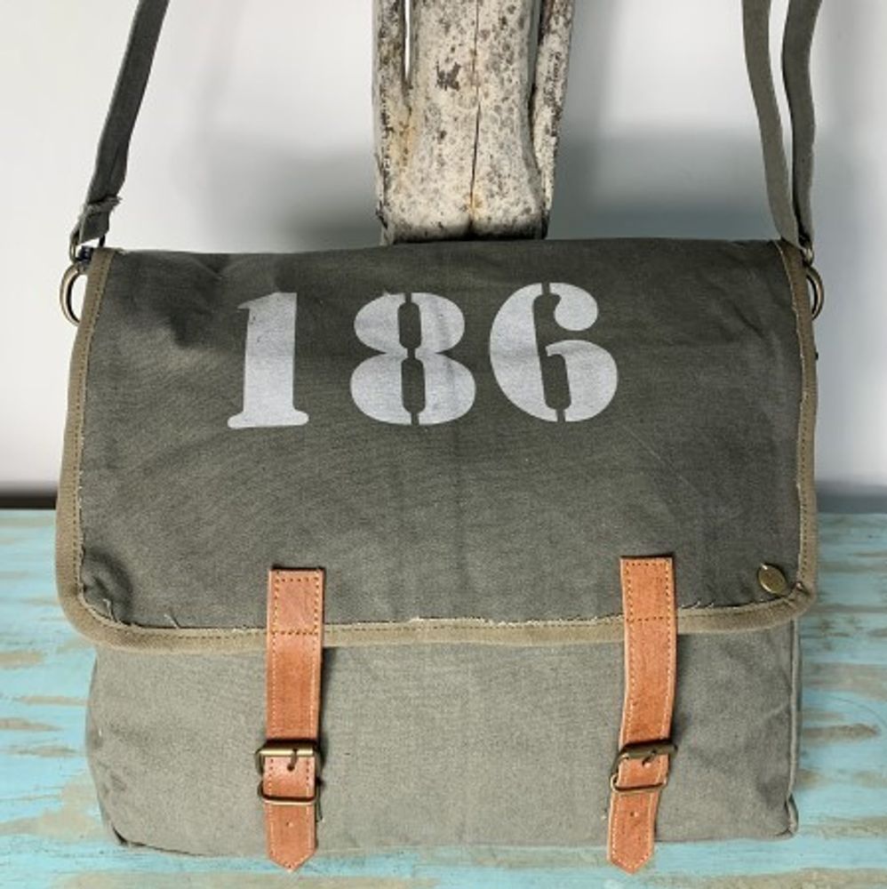 Travel accessories - SAMFORD Messenger Crossbody Bag - CASA NATURA