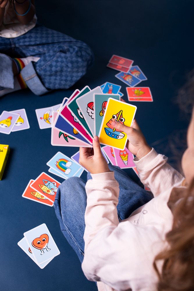 Jeux enfants - JEUX DE CARTE - MISTIGRI / 7 FAMILLES / BATAILLE / POP - OMY