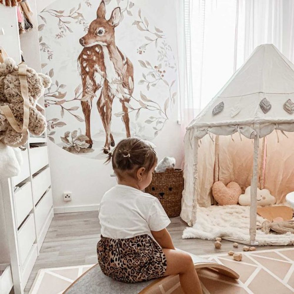 Wallpaper - Deer In A Circle DEKORNIK Wallsticker - DEKORNIK