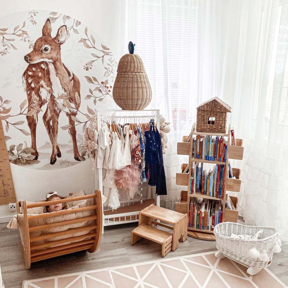 Wallpaper - Deer In A Circle DEKORNIK Wallsticker - DEKORNIK