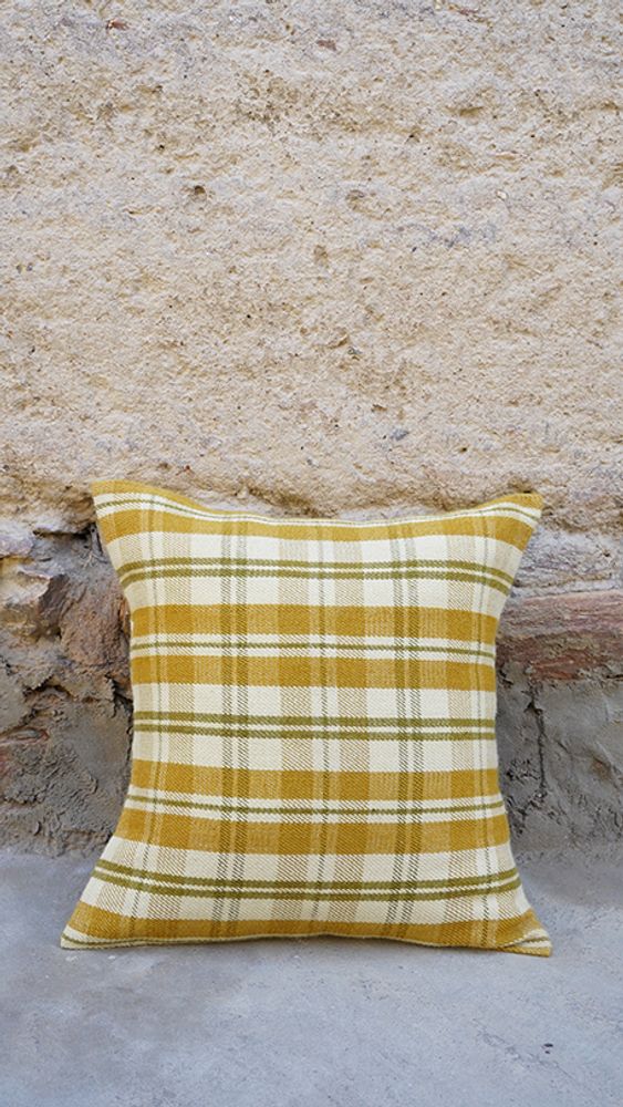 Cushions - DORJIBI THRA SAR KC throw and cushion - BHUTAN TEXTILES