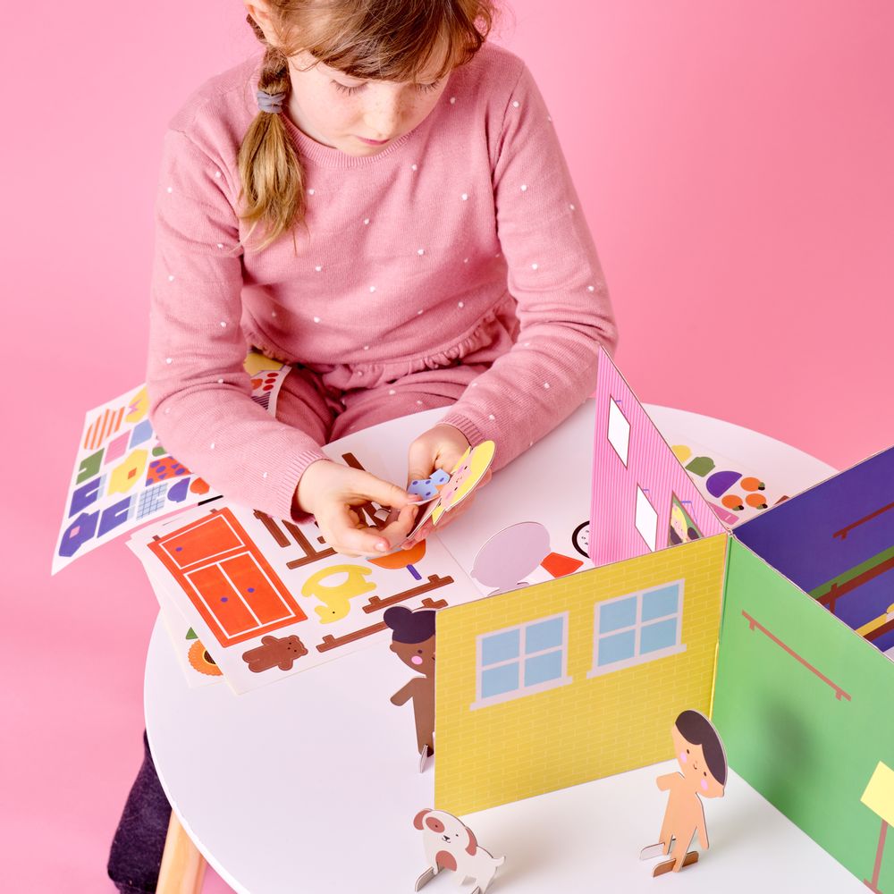 Toys - DRESS UP AND PLAY - KIKKERLAND