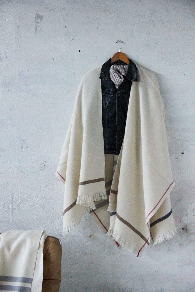 Homewear - PONCHO LORIGA - SCHOOLOFLIFEPROJECTS