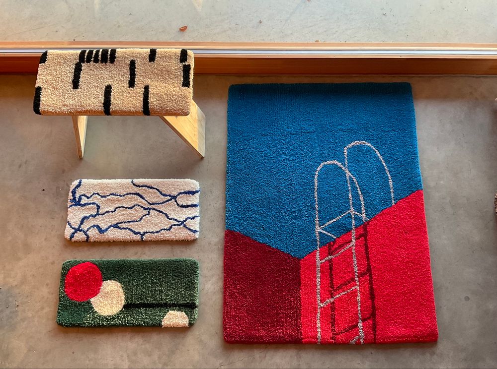 Tapis contemporains - Fabric Fabrik: TAPIT - STOOL RUGS - FRAMED WORKS - FABRIC FABRIK