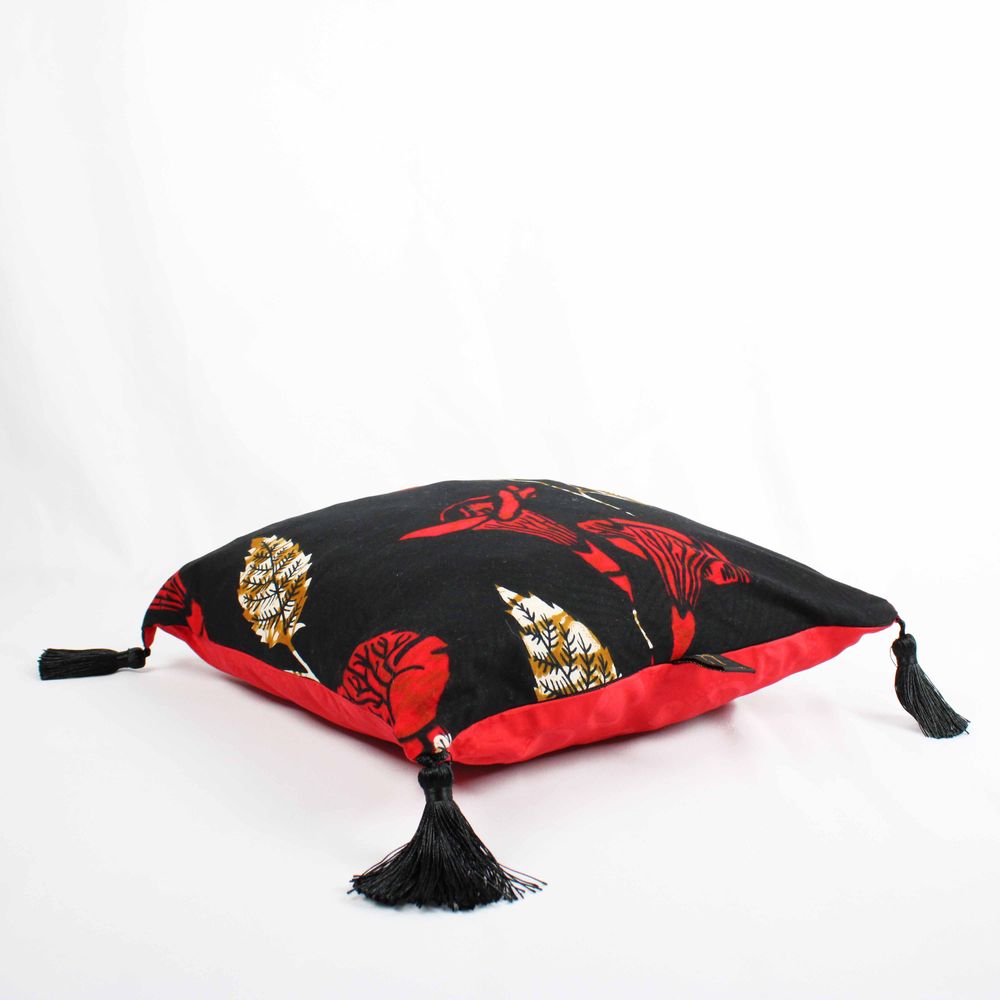 Fabric cushions - CUSHION WAX PASSION - POMPONS - HÙMA HOME PARIS
