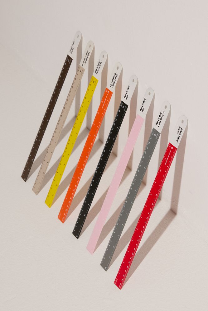 Autres fournitures bureau  - Règle de 30 cm - PANTONE