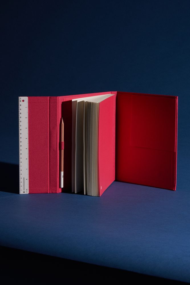 Produits sous licence  - Carnet ligné avec crayon - PANTONE