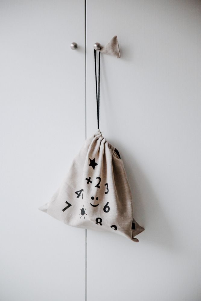 Toys - Math Blocks - Ten wooden math-themed blocks with emojis in a cotton linen sack - OOH NOO