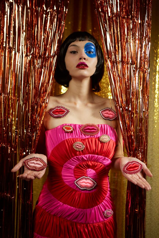 Jewelry - Mini Pink Mouth Brooch - CELESTE MOGADOR