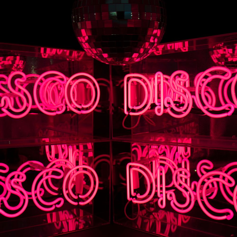 Desk lamps - Pink 'Disco' Acrylic Box Neon Light - LOCOMOCEAN
