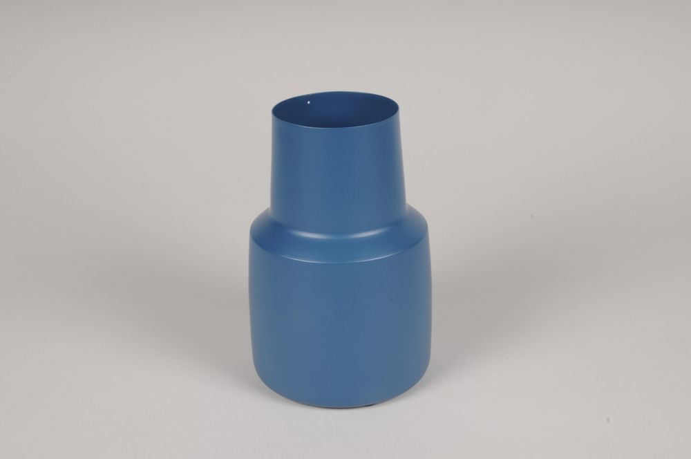 Décorations florales - Vase en métal bleu D11.5cm H18cm - LE COMPTOIR.COM