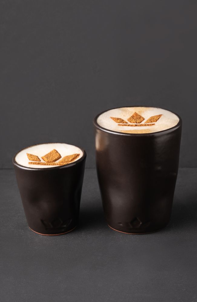 Tasses et mugs - Tasse, Dented Cup, Céramique- Blanc - DUTCHDELUXES INTERNATIONAL BV