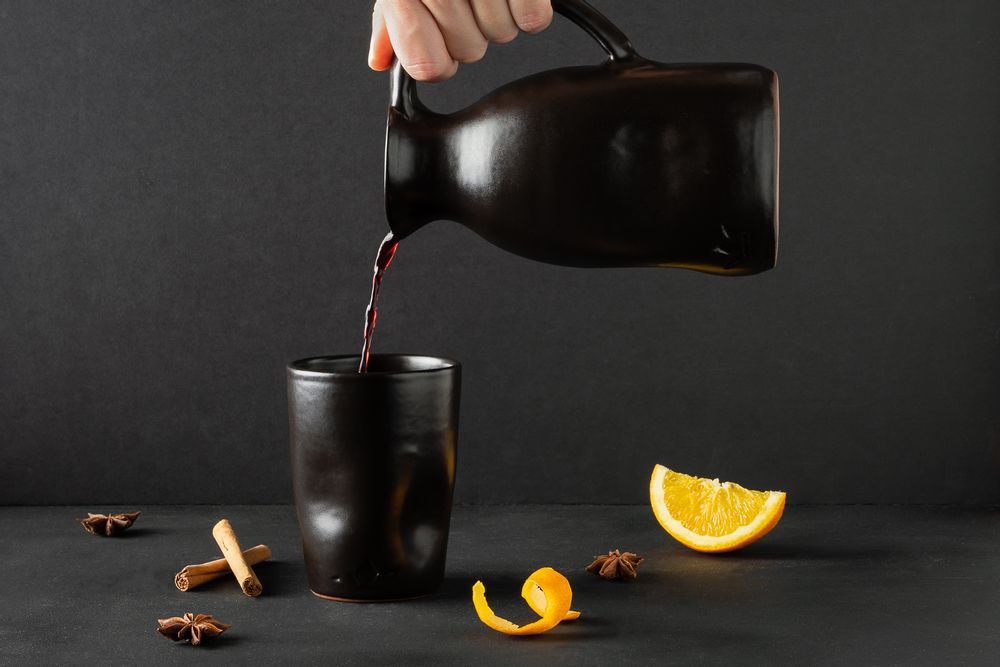 Carafes - Carafe, Dented Jug Medium - DUTCHDELUXES INTERNATIONAL BV