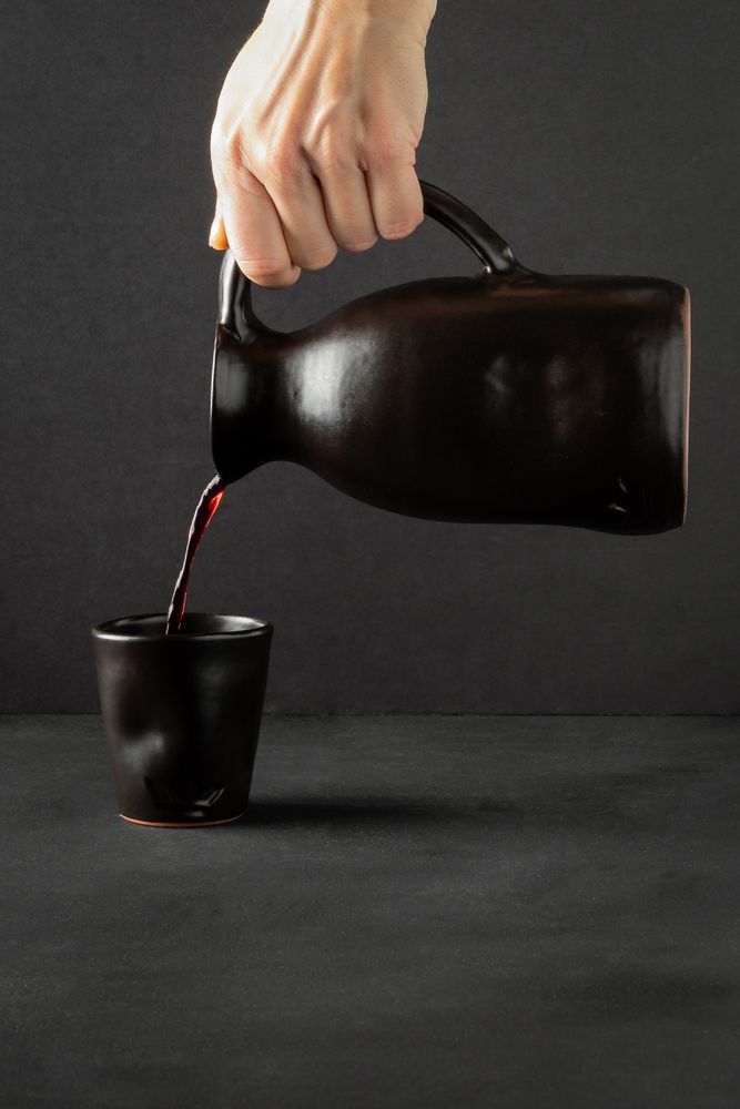 Carafes - Carafe, Dented Jug Medium - DUTCHDELUXES INTERNATIONAL BV