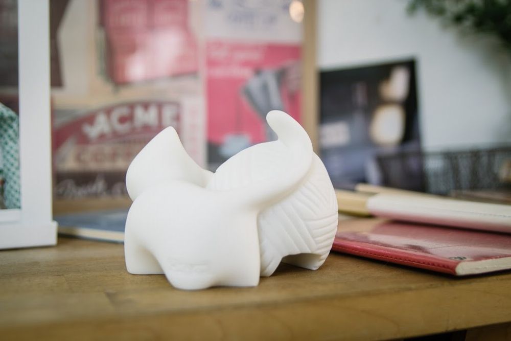 Design objects - Kitten Sculpture / Card Holder - CHU, AN DESIGN