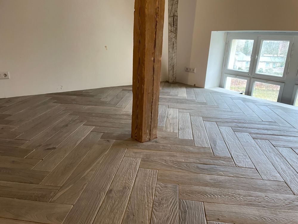 Parquets - Chevron - Vintage, aged and hardly brushed- Campagne Range - ARBONY