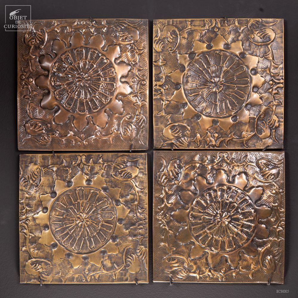 Objets de décoration - notre collection de plaques murales. - OBJET DE CURIOSITÉ