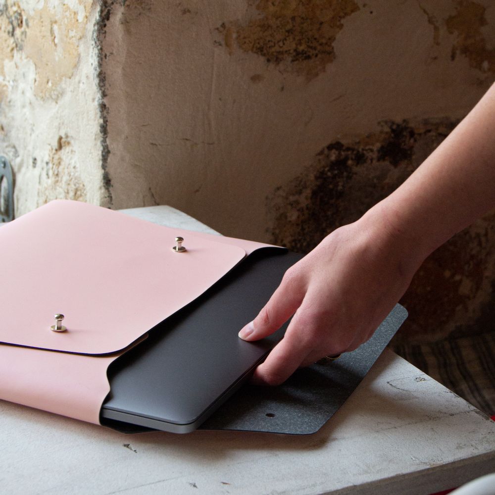 Pochettes - Pochette d'Ordinateur & iPad - Cuir Recyclé - MAISON ORIGIN