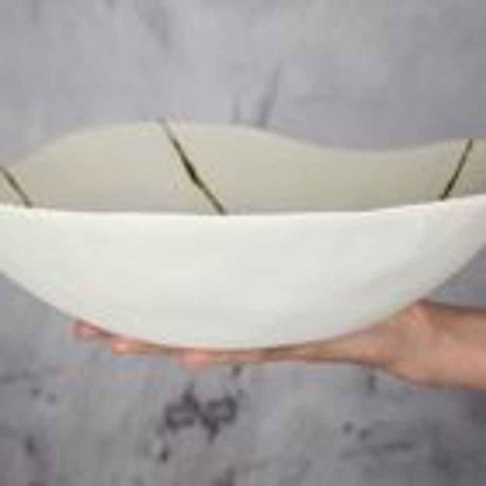 Design objects - KINTSUGI: MIDDLE TABLE, LARGE BOWL, DECORATION IN WHITE PORCELAIN AND GOLD LEAF - MAISON GALA