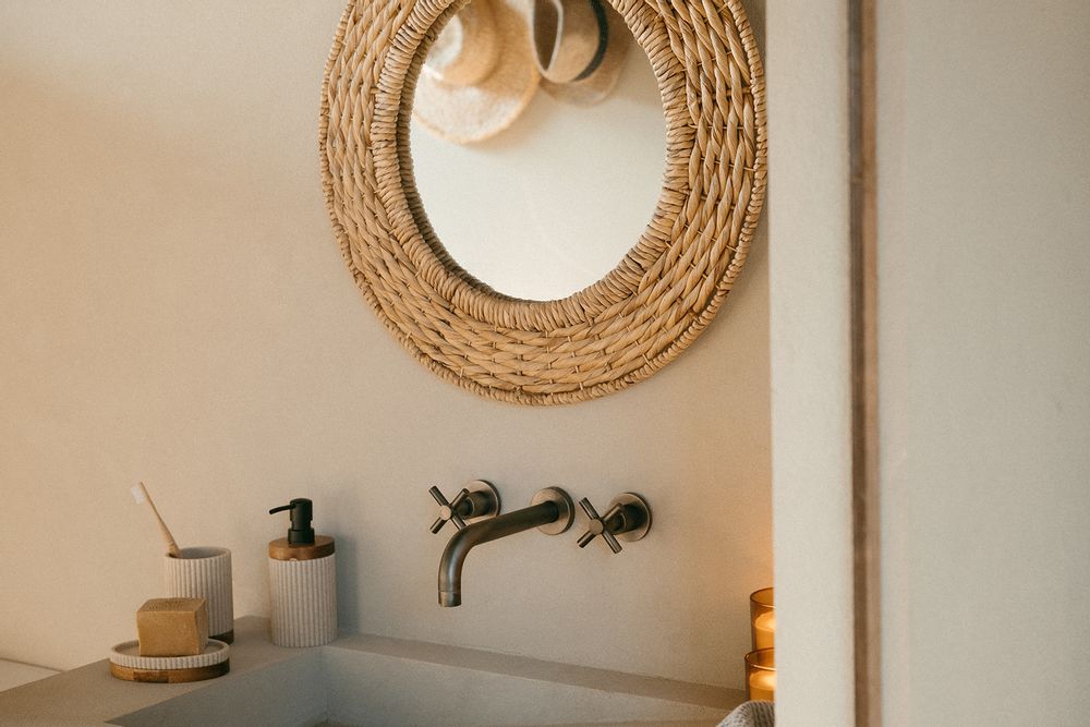 Mirrors - Rattan wall mirror Ø80x3 cm AX22216 - ANDREA HOUSE