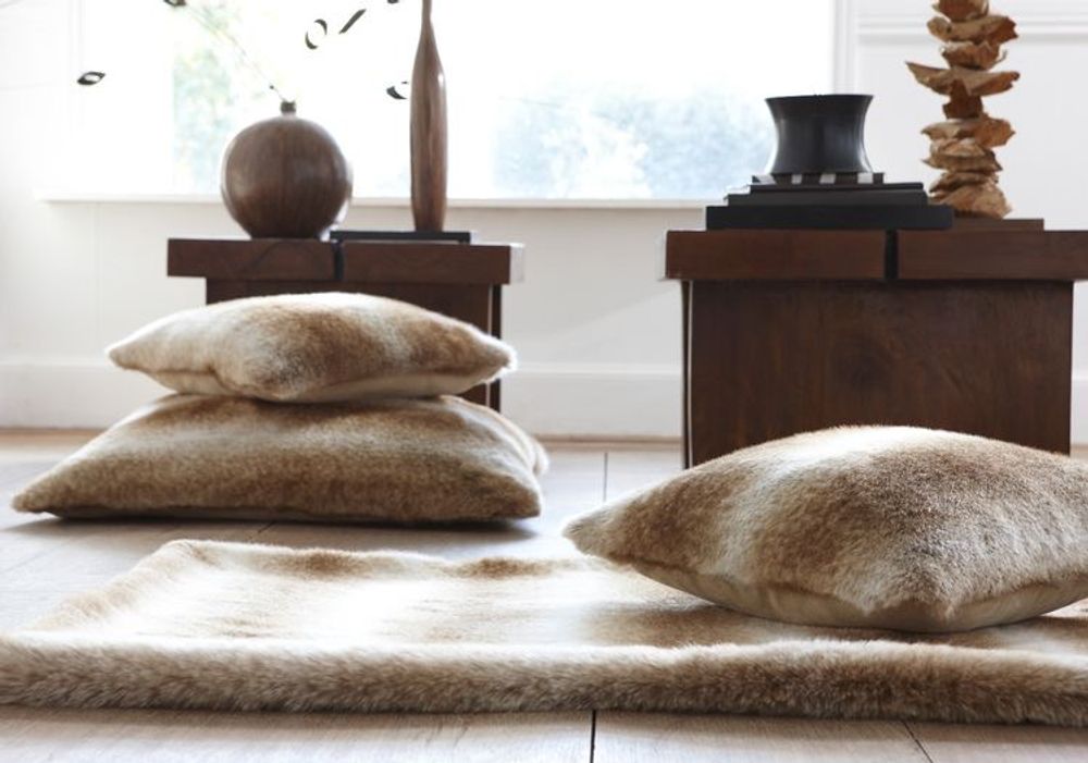 Tapis sur-mesure - Tapis en Fausse Fourrure - MAISON EVELYNE PRÉLONGE FRANCE
