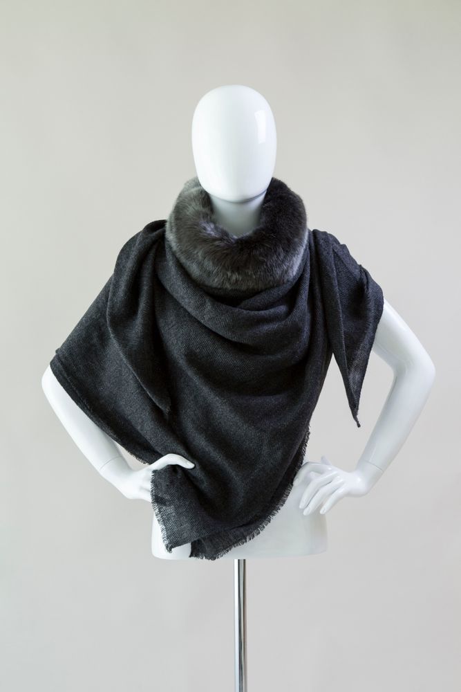 Scarves - Cashmere & Faux Fur Stoles - MAISON EVELYNE PRÉLONGE FRANCE